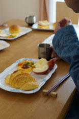 本日の朝食は名物ゆうあいパン！朝食は大事ですからね！ナゼかって？えーっとえっと・・・とにかく大事なんです！