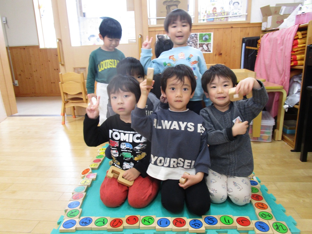 １１月１８日（月）