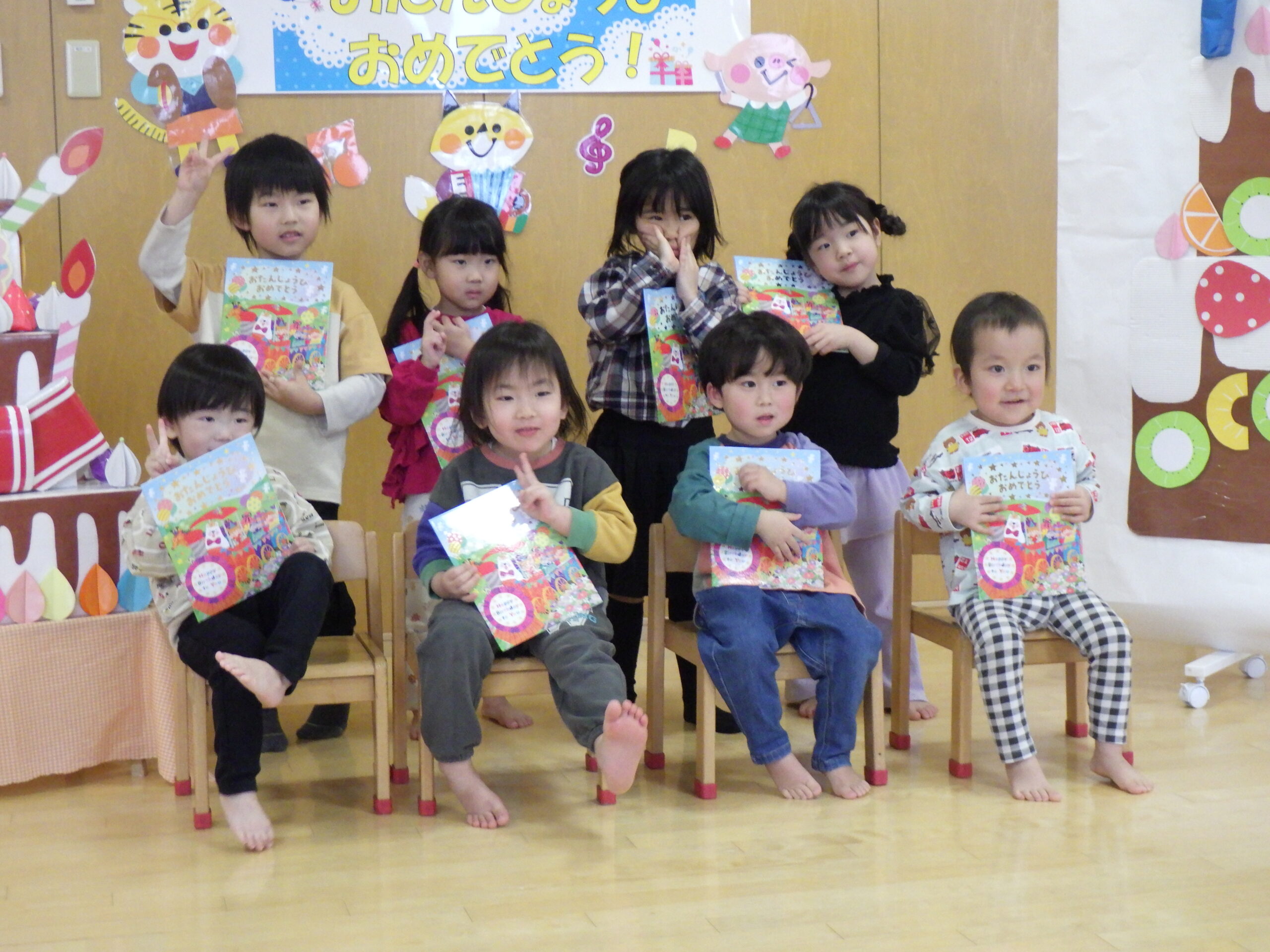 ２月２７日（金）