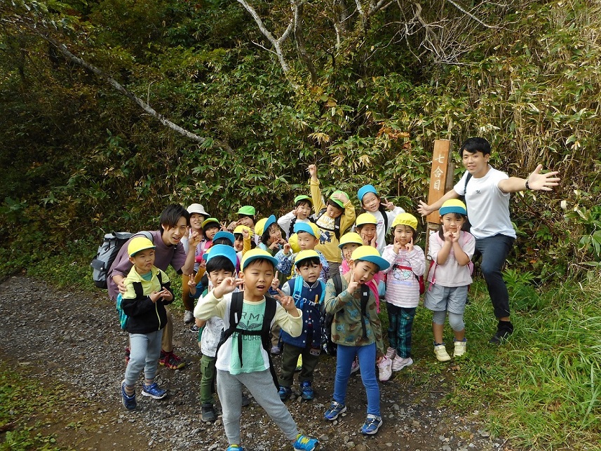 七重浜こども園　函館山登山