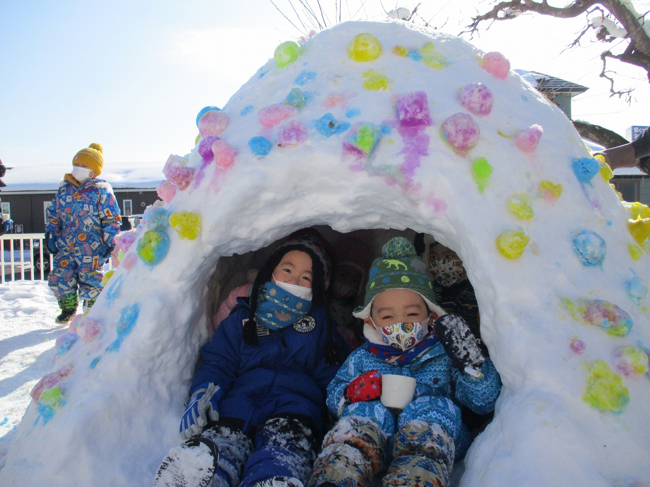 浜分こども園　「３歳児　雪遊び」