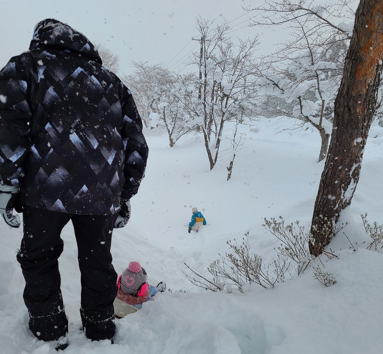 おしま学園　「雪遊び」