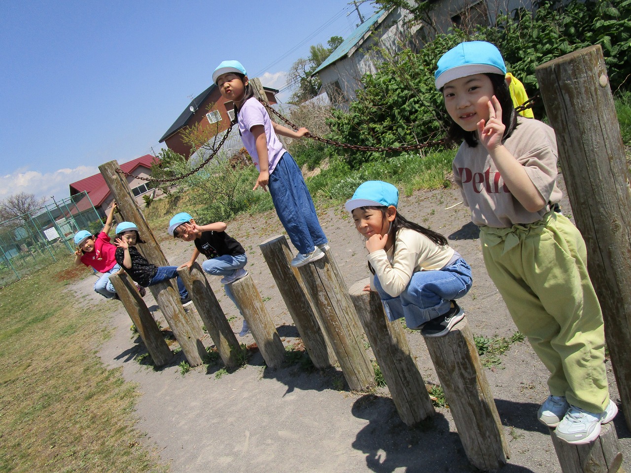 浜分こども園　「５歳児　一本木公園　園外保育」