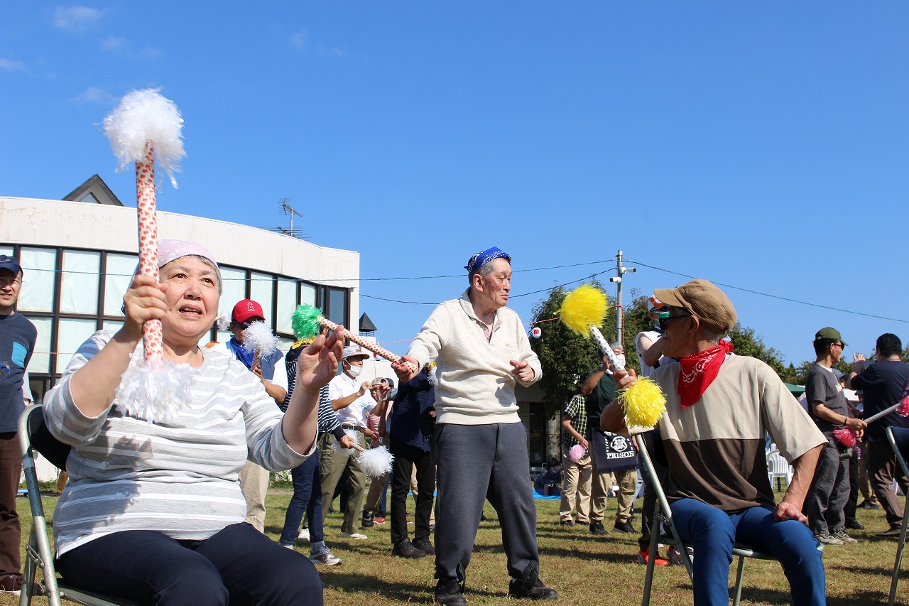 新生園　「ゆうあい祭でダンス披露」