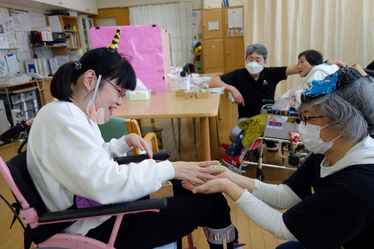 函館青年寮通所部　にじ　「優しい鬼退治」