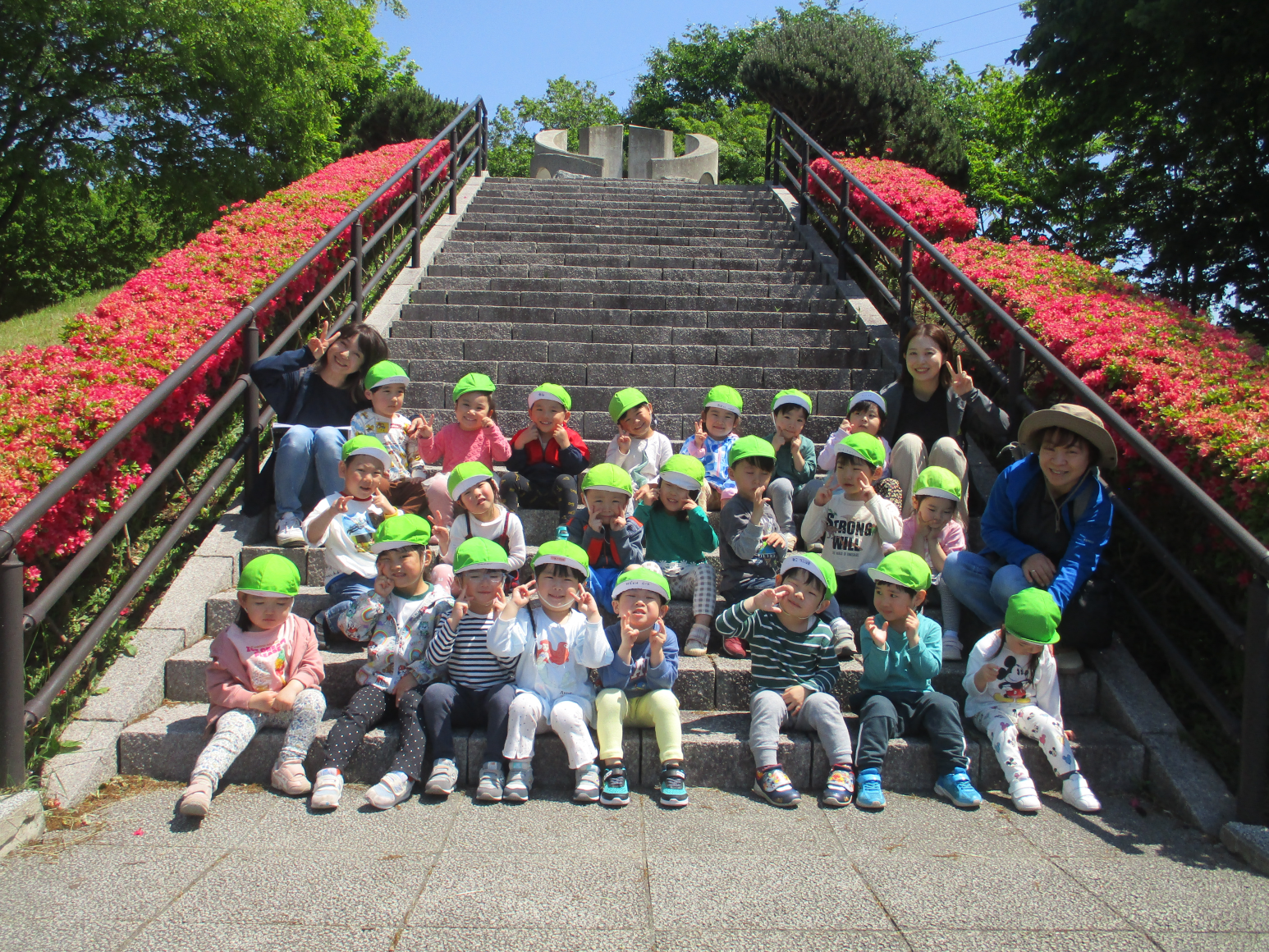 浜分こども園　３歳児　園外保育昭和公園