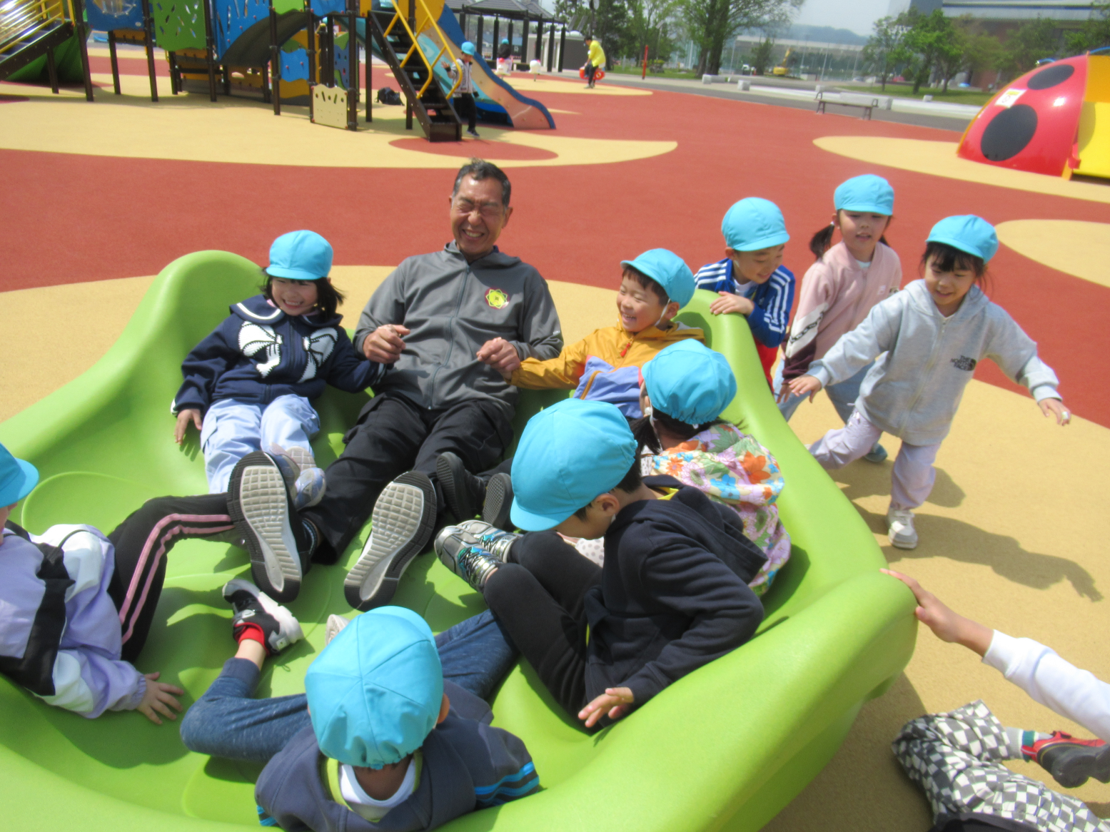 浜分こども園　５歳児 園外保育上磯運動公園